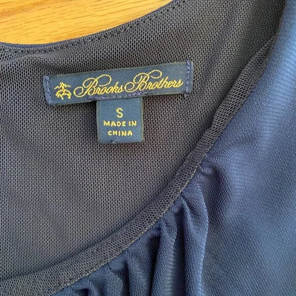 Brooks Brothers pleated, sleeveless dress. - Picture 5 of 6